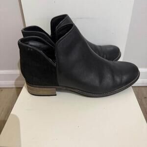 Crevo Black Leather Ankle Booties